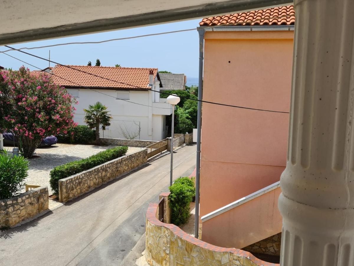 Apartments Tuka Near The Beach Vir Bagian luar foto
